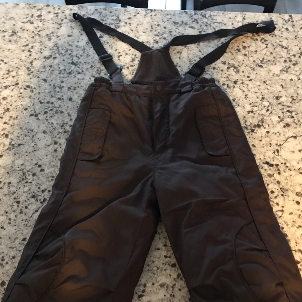 Boy size 6 snow pants